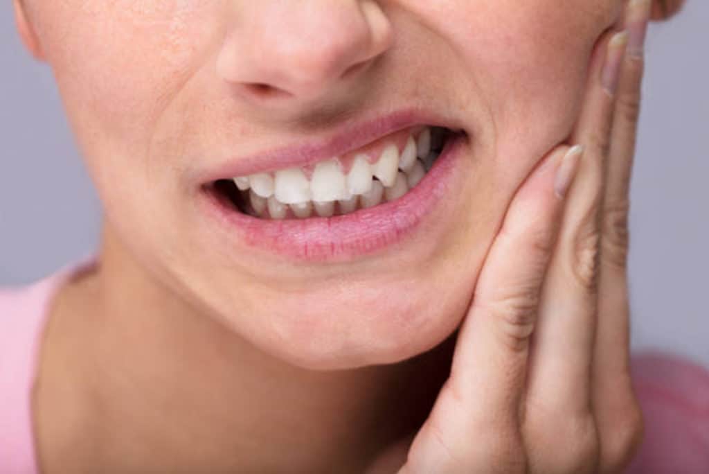 tooth desensitization - Markham dentists by 7 Days Dental